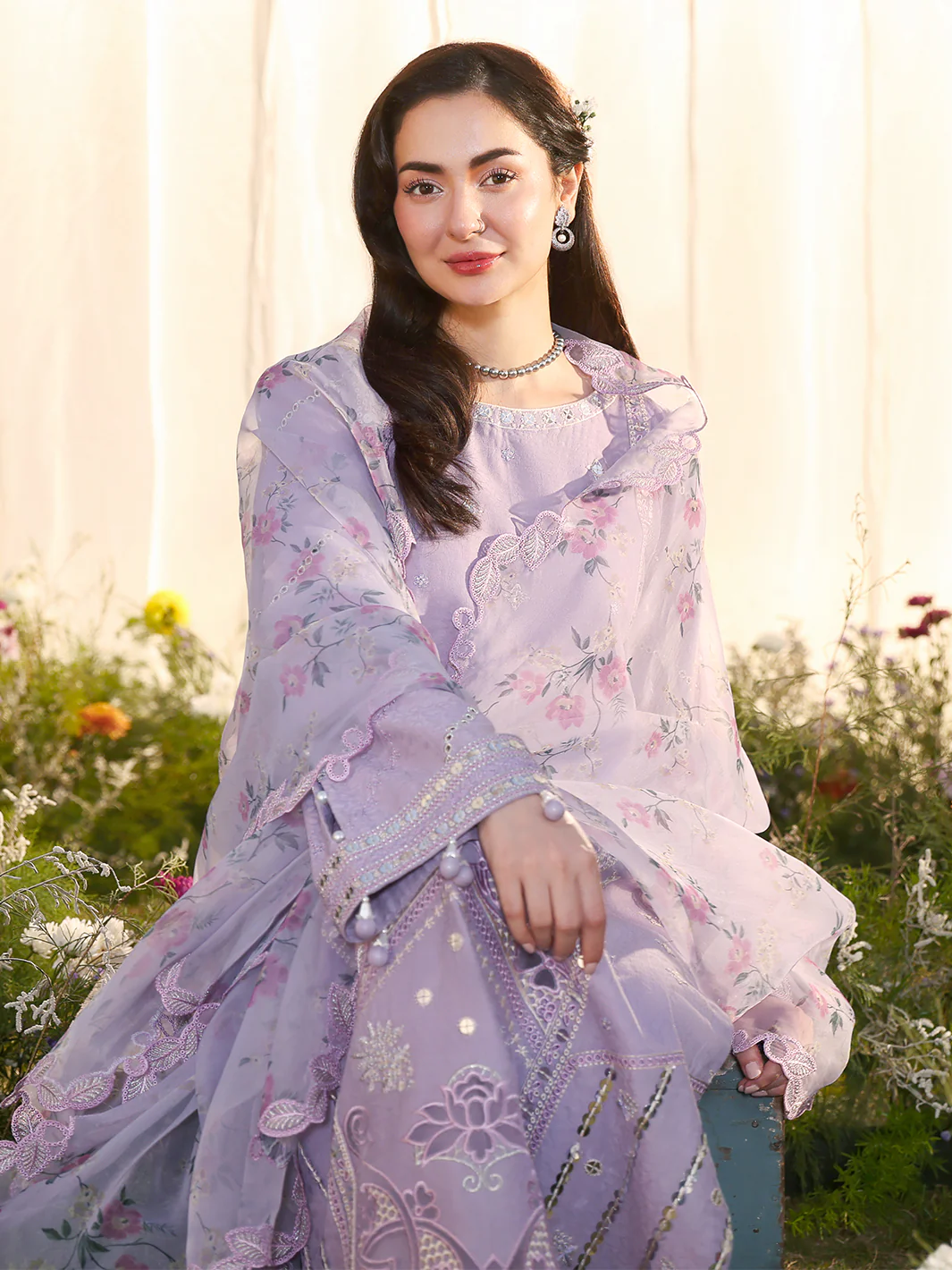 LILLY - Image 5